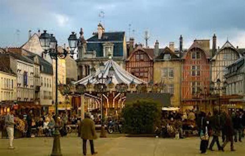 Logis Du Cirque Centre Historique 2* Troyes